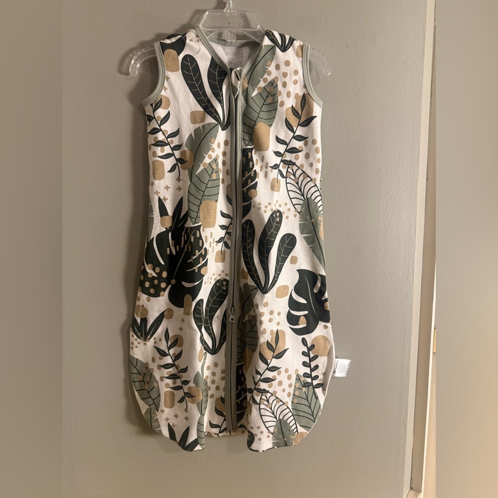 Yoofoss Baby Sleep Sack 0-6M | 100% Cotton | Neutral Leaf Print